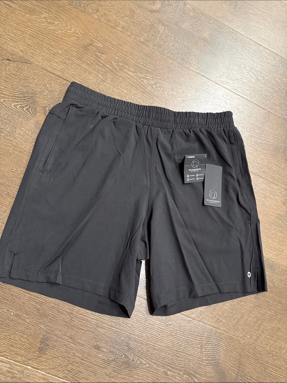 90 Degree By Reflex Men's Black Athletic Shorts